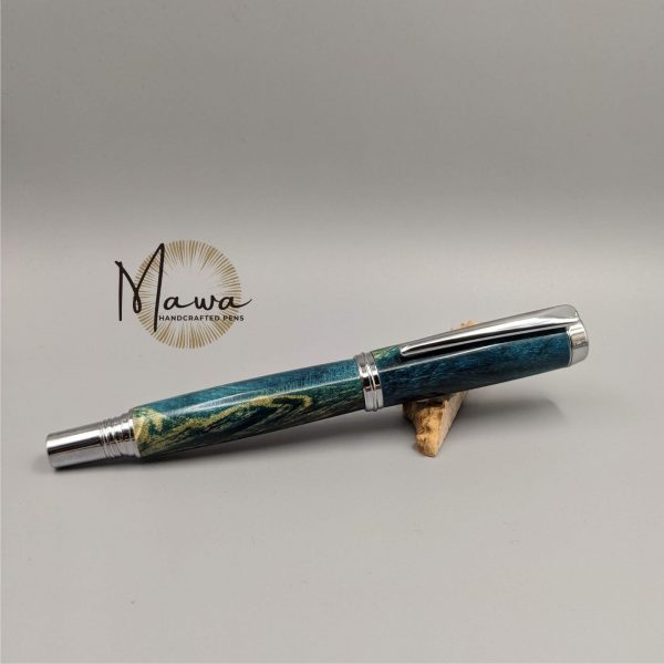 Beautiful Handmade Blue Fountain Pen - Image 2