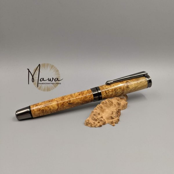 Beautiful Yellow Fountain Pen - Image 4