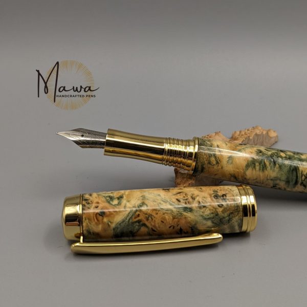 Beautiful Green and Natural Fountain Pen - Image 4