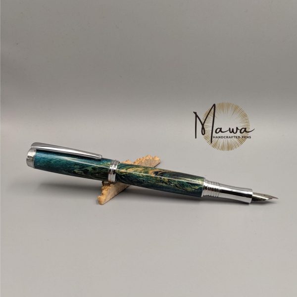 Beautiful Handmade Blue Fountain Pen - Image 3