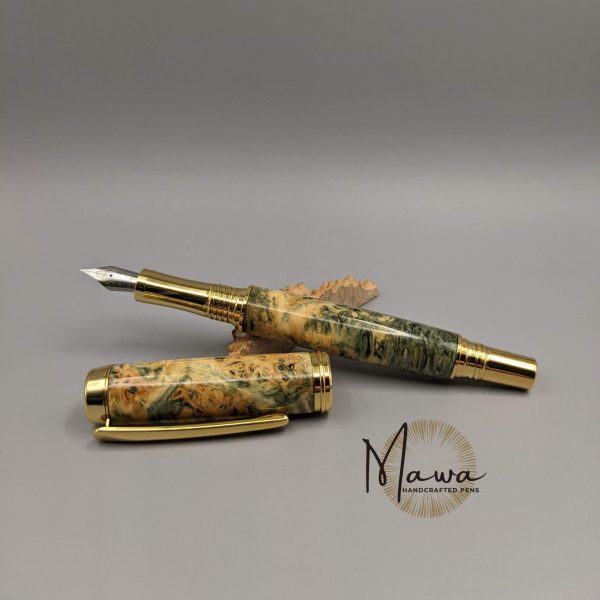 Beautiful Green and Natural Fountain Pen - Image 6